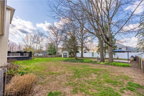 2903 Aylesbury Street NW North Canton OH 44720