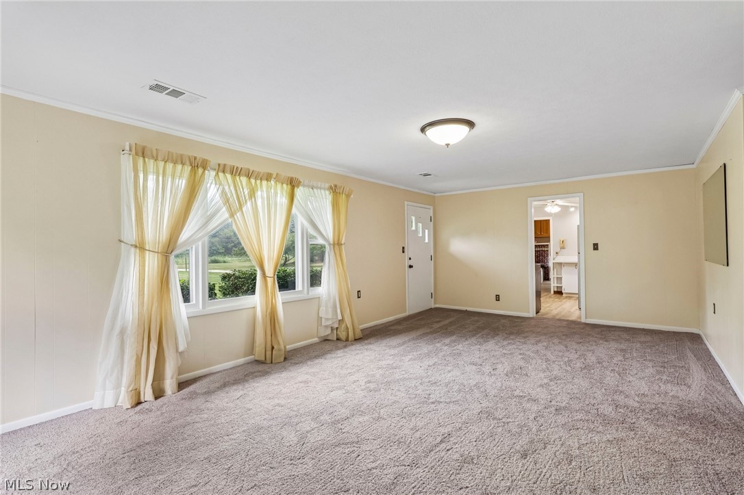 9793 Clay Street Montville OH 44064