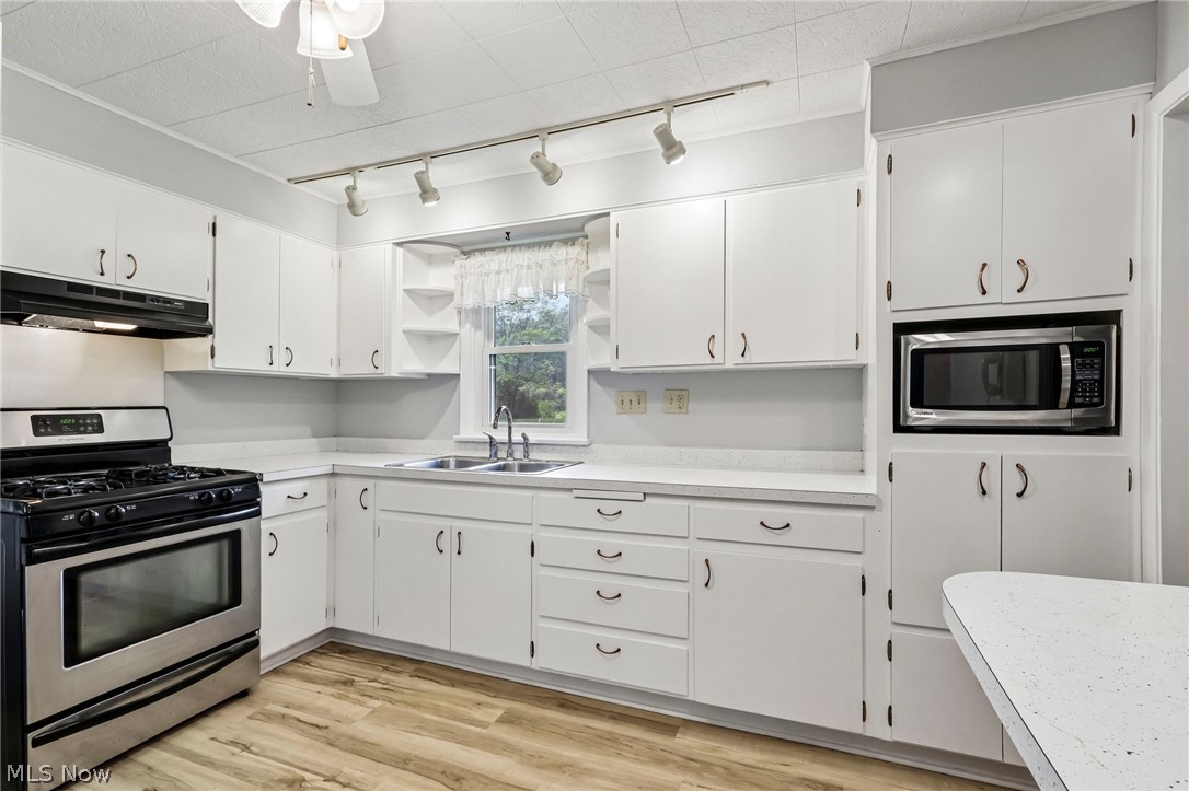 9793 Clay Street Montville OH 44064