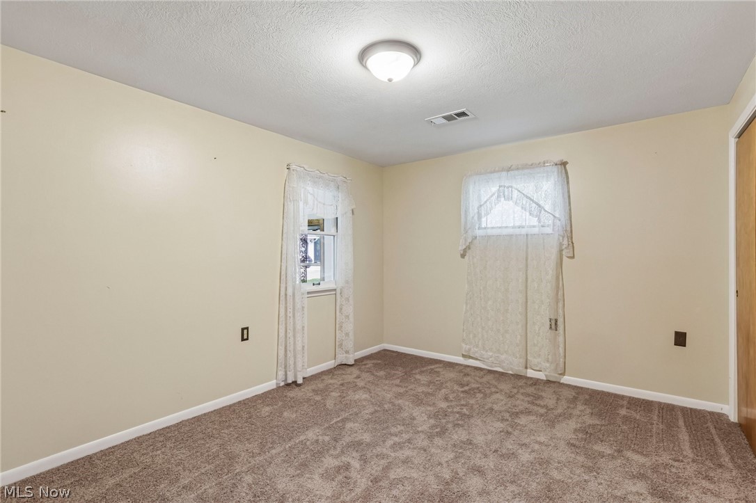 9793 Clay Street Montville OH 44064