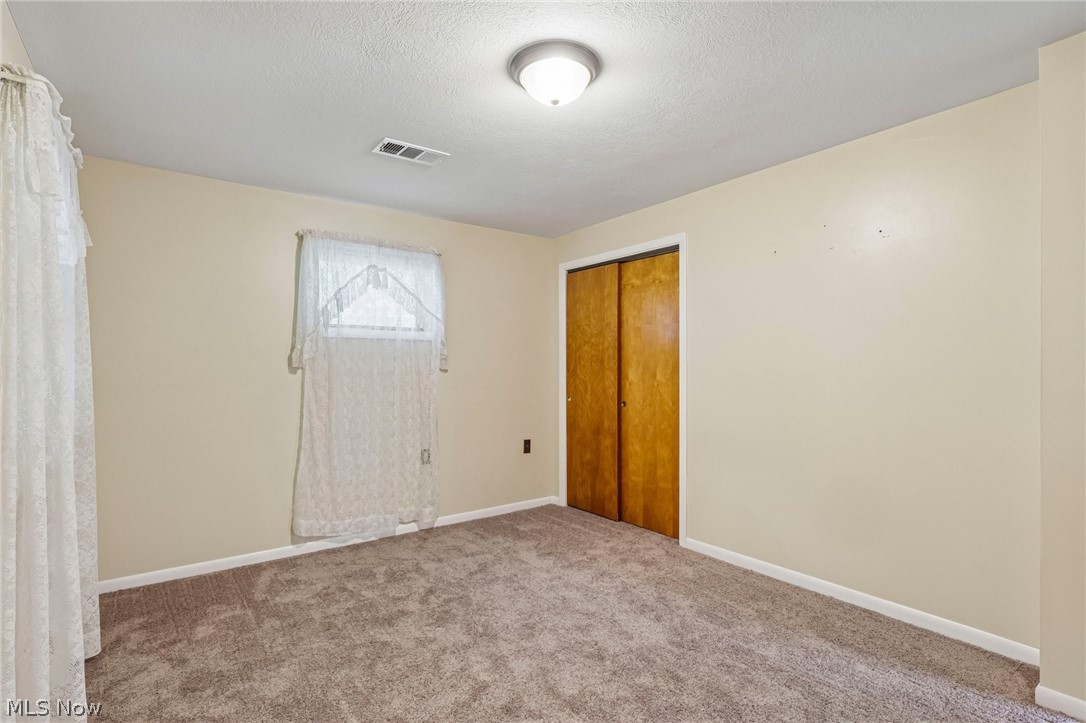 9793 Clay Street Montville OH 44064