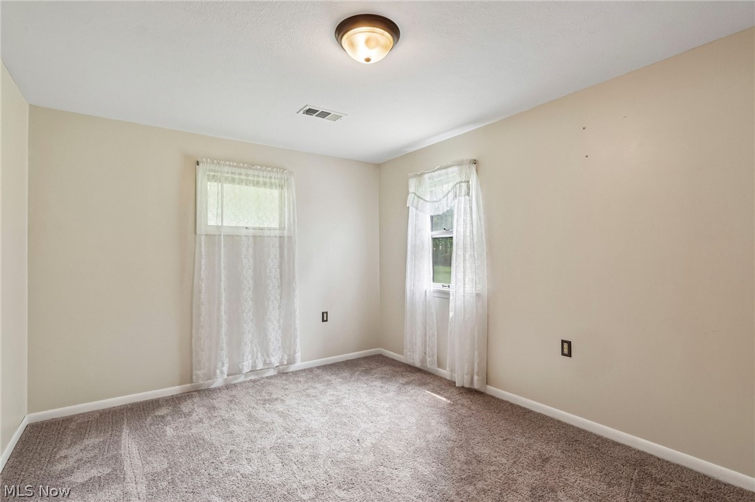 9793 Clay Street Montville OH 44064