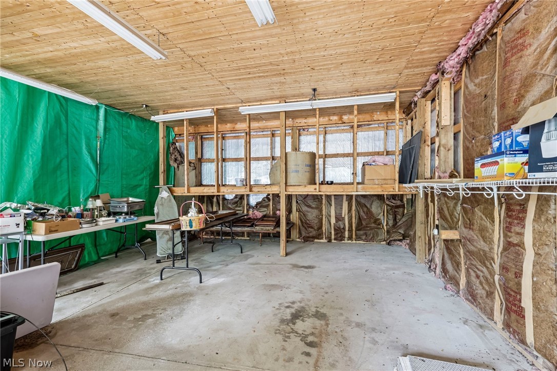 9793 Clay Street Montville OH 44064