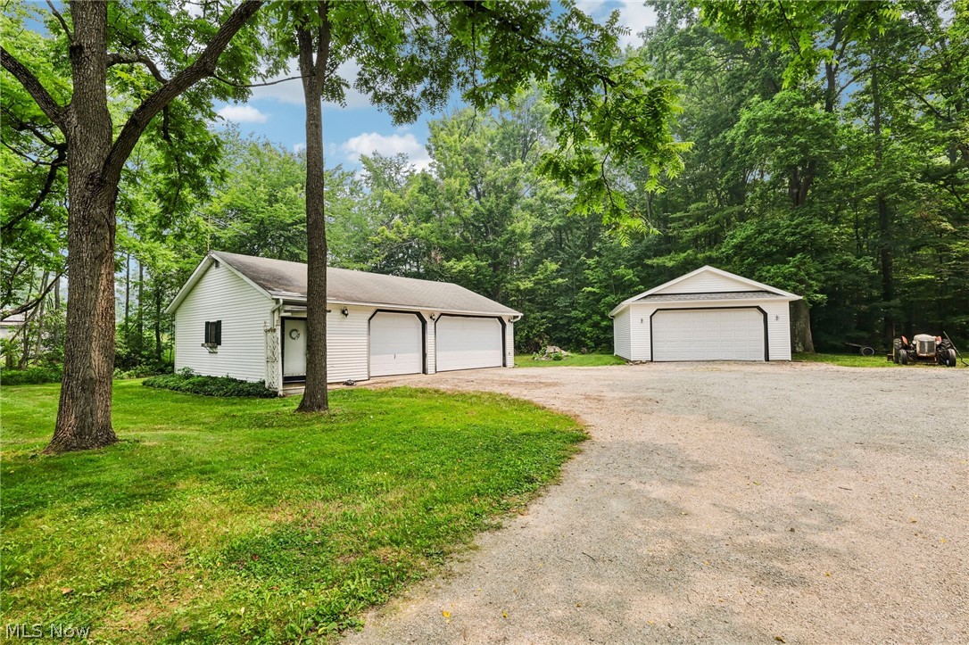 9793 Clay Street Montville OH 44064
