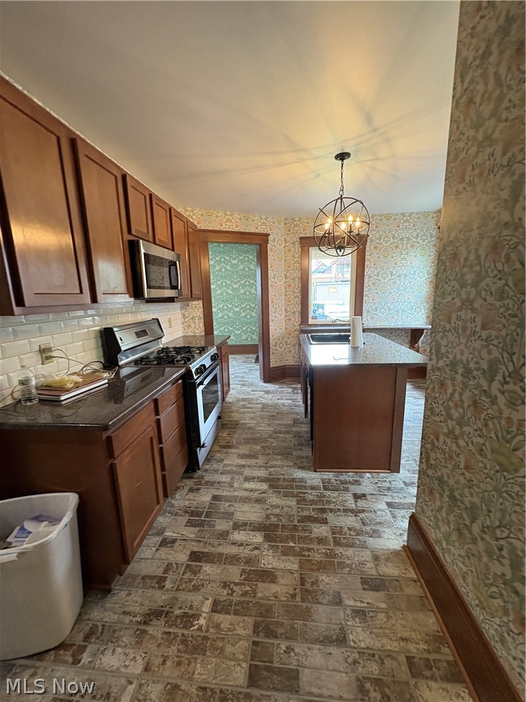 1421 Market Avenue N Canton OH 44714
