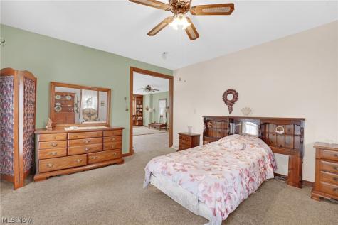 38841 Detroit Road Avon OH 44011