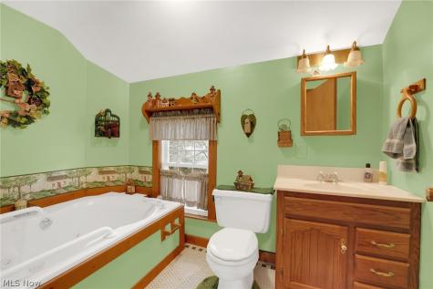 38841 Detroit Road Avon OH 44011