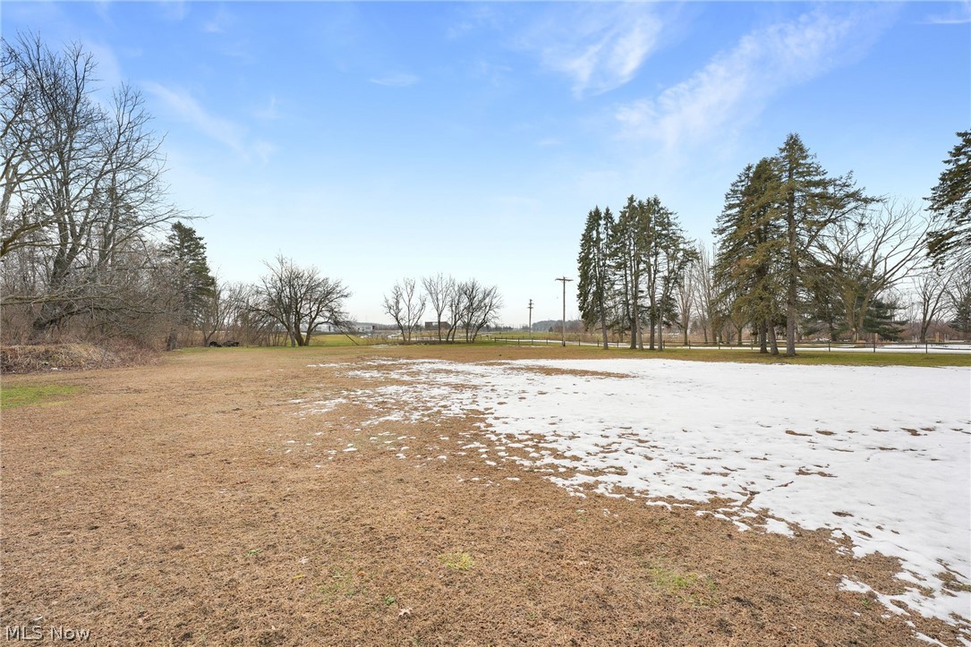 38841 Detroit Road Avon OH 44011