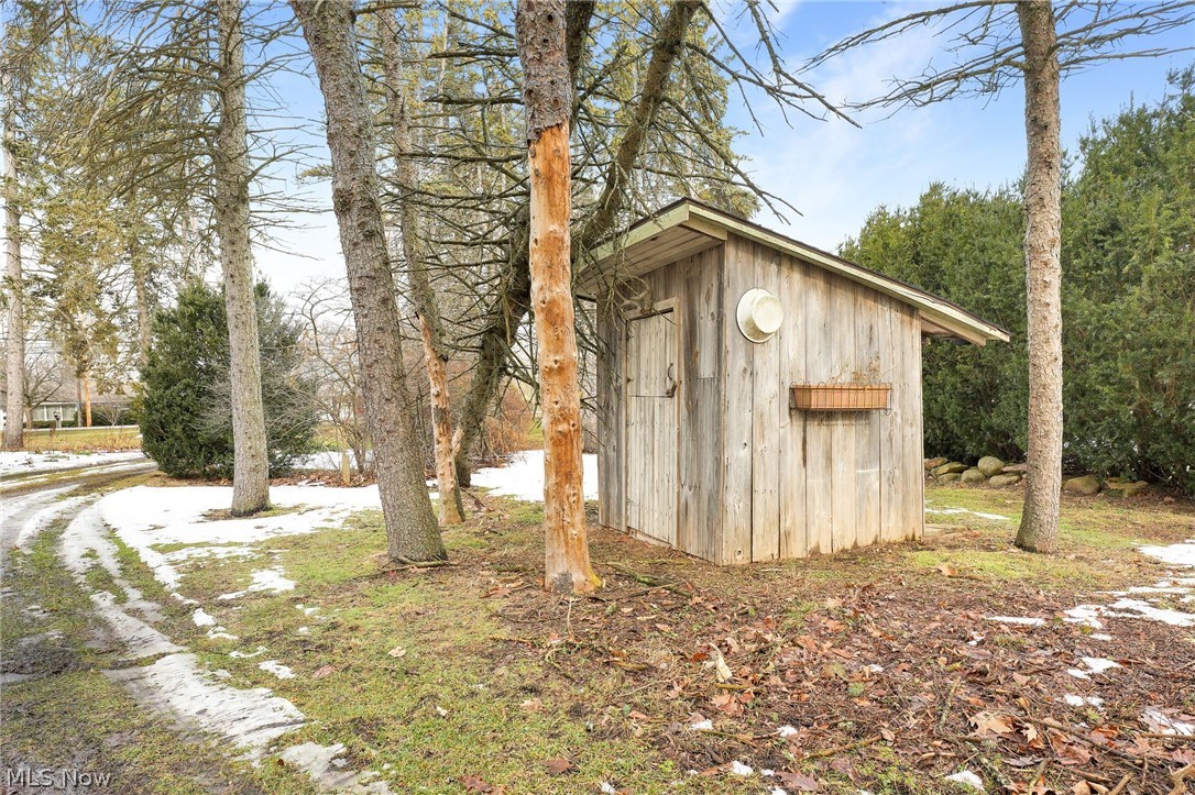 38841 Detroit Road Avon OH 44011