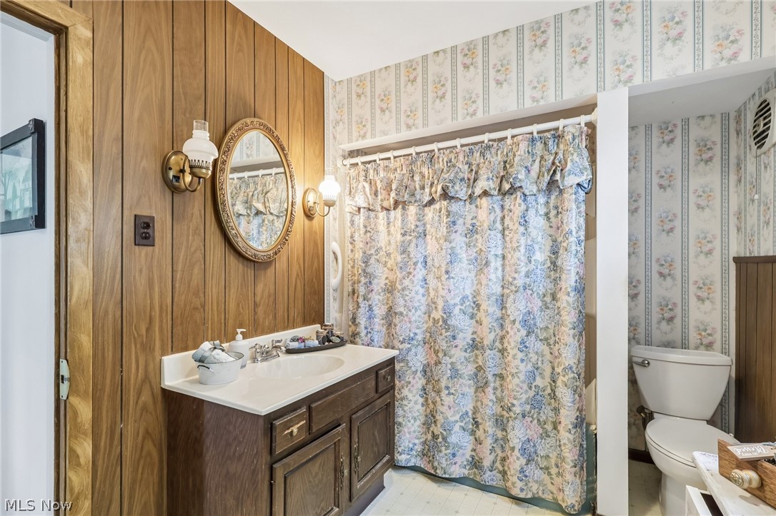 1927 W Prospect Road Ashtabula OH 44004