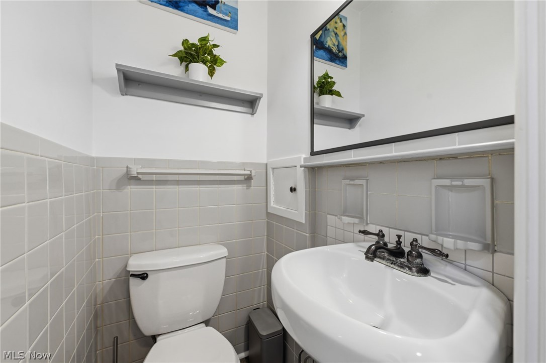 217 Cordelia Street SW North Canton OH 44720