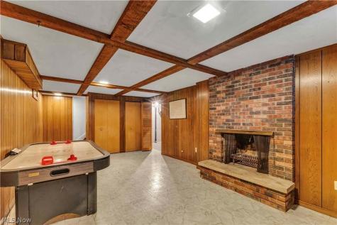 1700 Southbend Drive Rocky River OH 44116