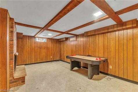 1700 Southbend Drive Rocky River OH 44116