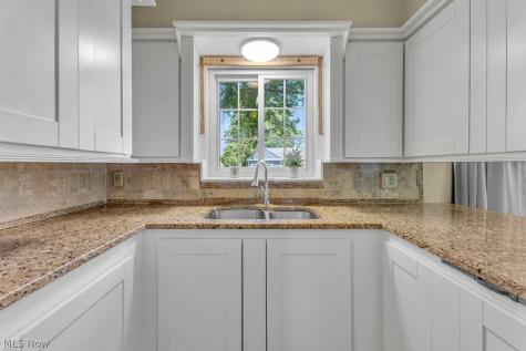 1700 Southbend Drive Rocky River OH 44116