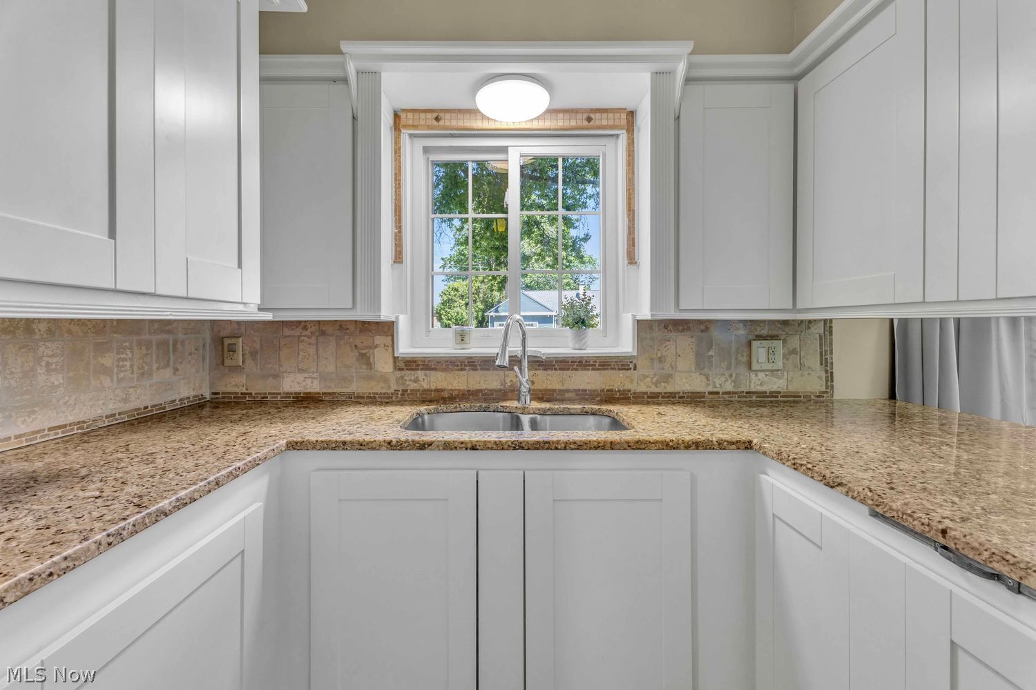 1700 Southbend Drive Rocky River OH 44116