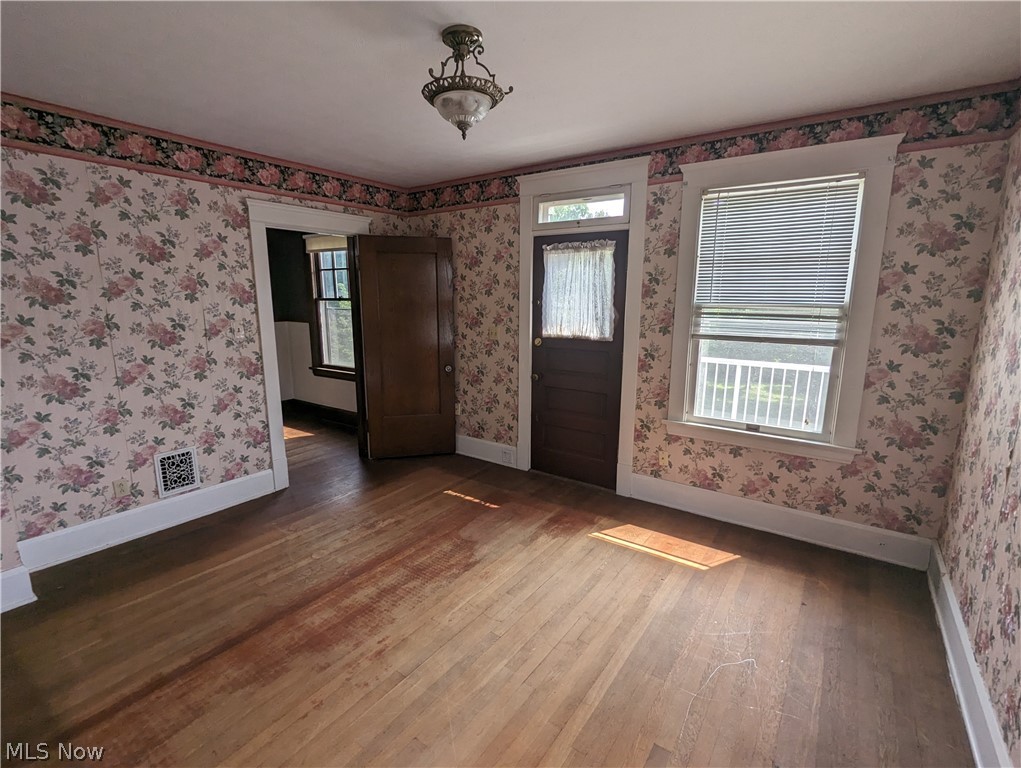 616 East Avenue Elyria OH 44035
