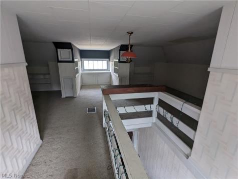 616 East Avenue Elyria OH 44035