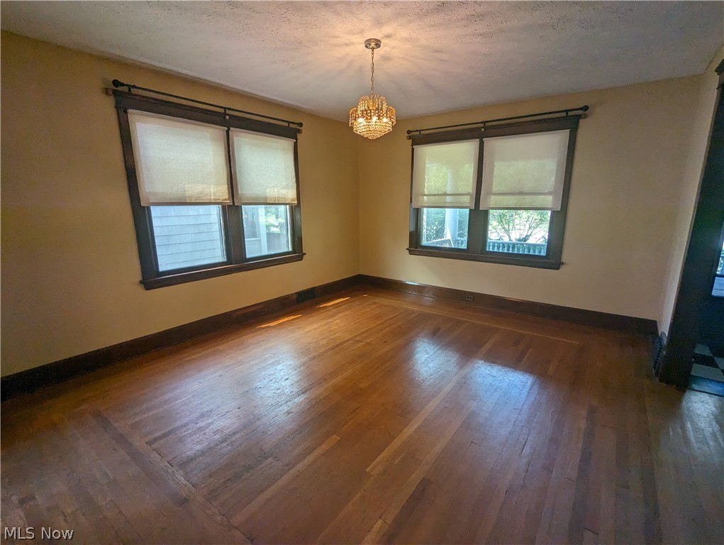 616 East Avenue Elyria OH 44035