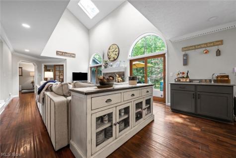 4510 Glen Eagle Drive Brecksville OH 44141