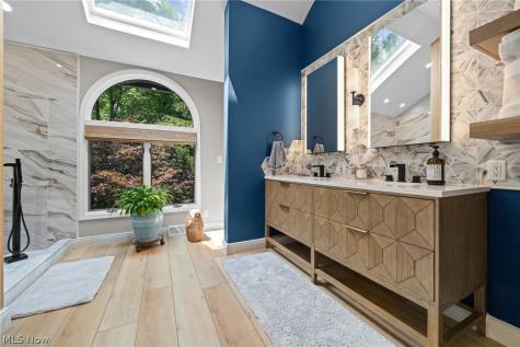 4510 Glen Eagle Drive Brecksville OH 44141