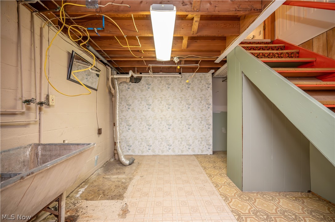 7627 Catherine Street Masury OH 44438