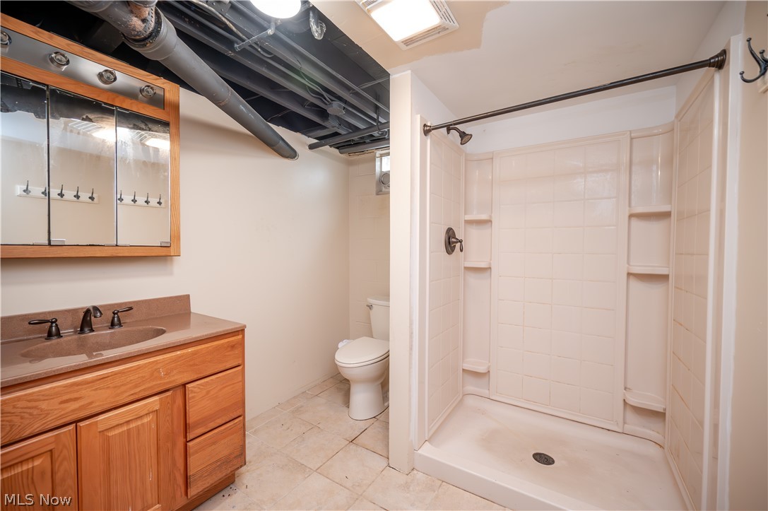 7627 Catherine Street Masury OH 44438