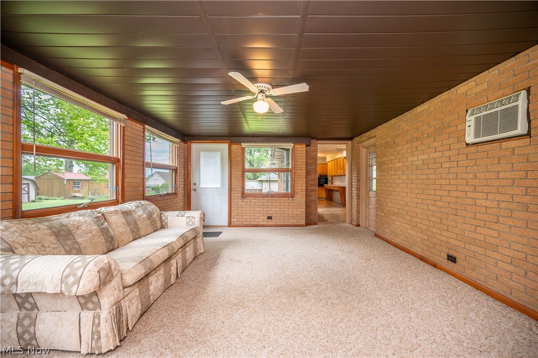 7627 Catherine Street Masury OH 44438