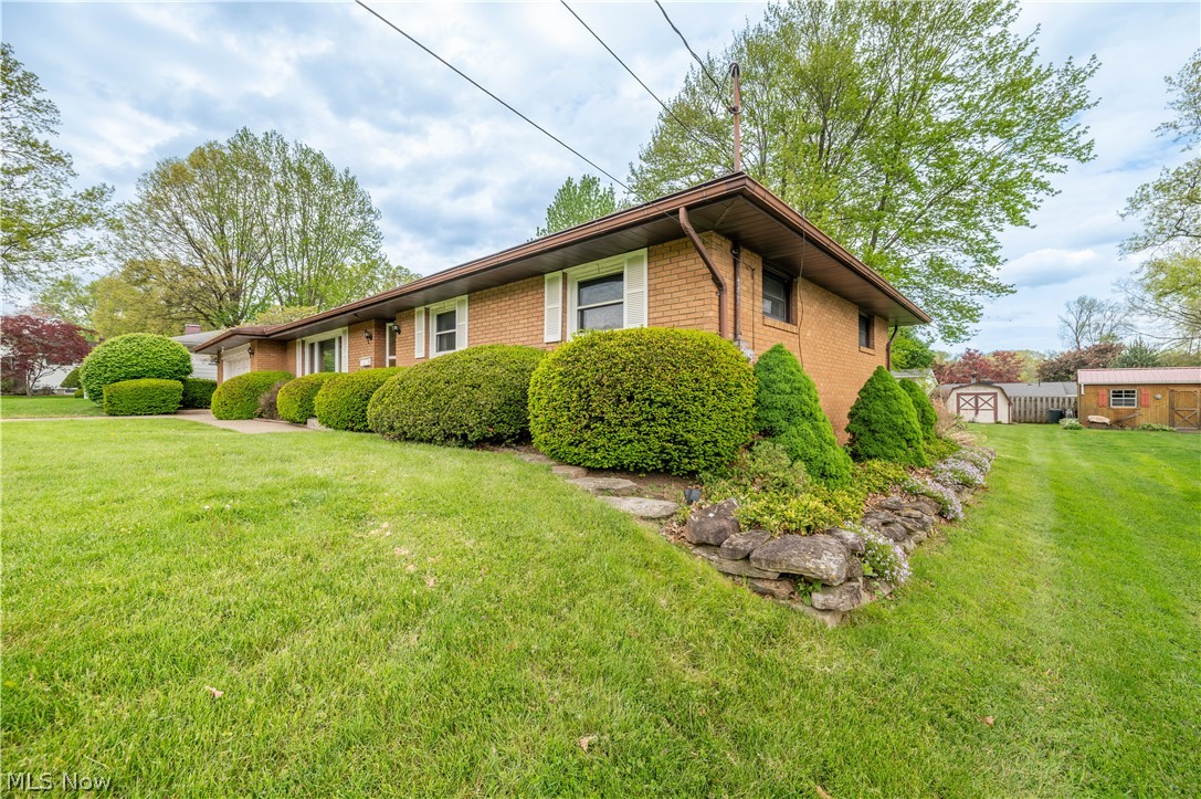 7627 Catherine Street Masury OH 44438