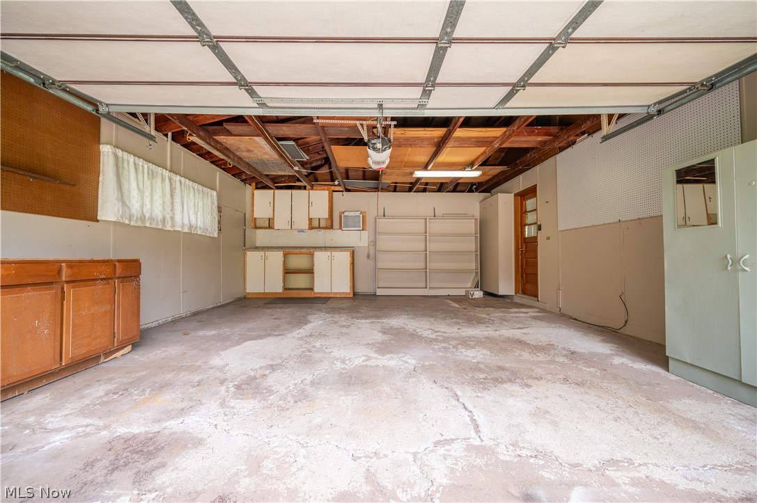 7627 Catherine Street Masury OH 44438