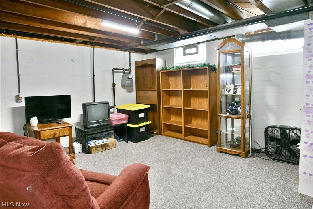 190 Kenmore Avenue SE Warren OH 44483