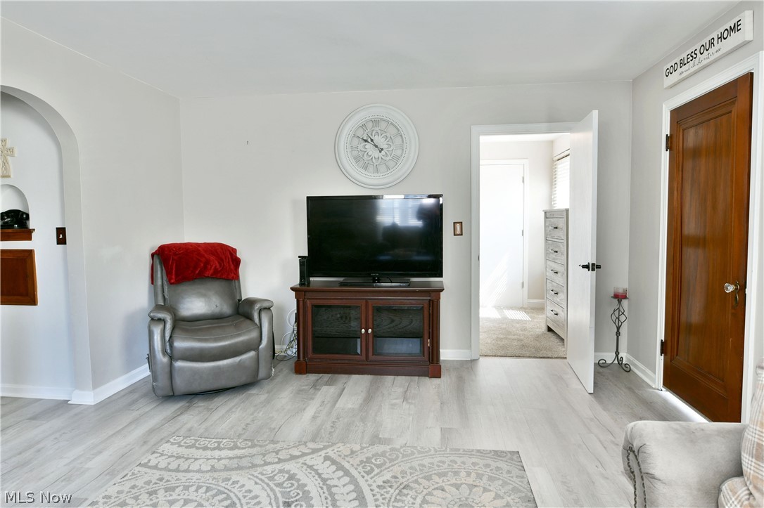 190 Kenmore Avenue SE Warren OH 44483
