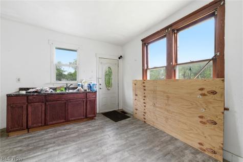 3524 Walton Avenue Cleveland OH 44113