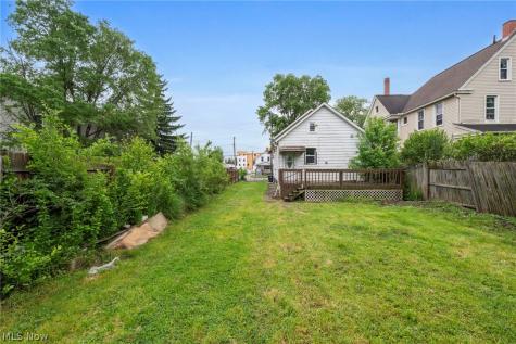 3524 Walton Avenue Cleveland OH 44113