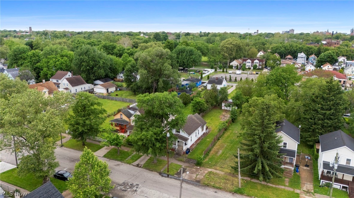 3524 Walton Avenue Cleveland OH 44113