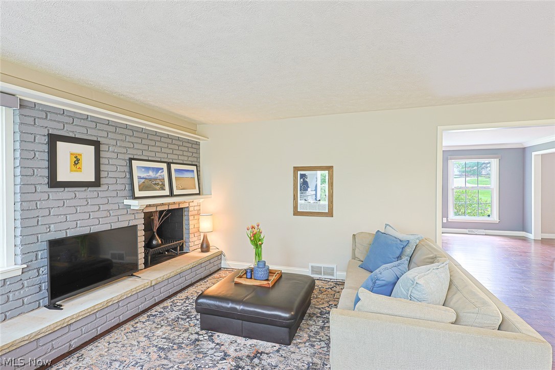 32255 Creekside Drive Pepper Pike OH 44124