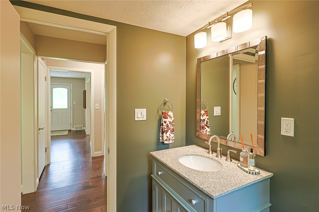 32255 Creekside Drive Pepper Pike OH 44124