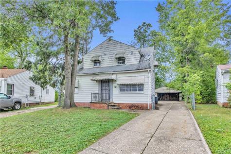 15521 N Lotus Drive Cleveland OH 44128