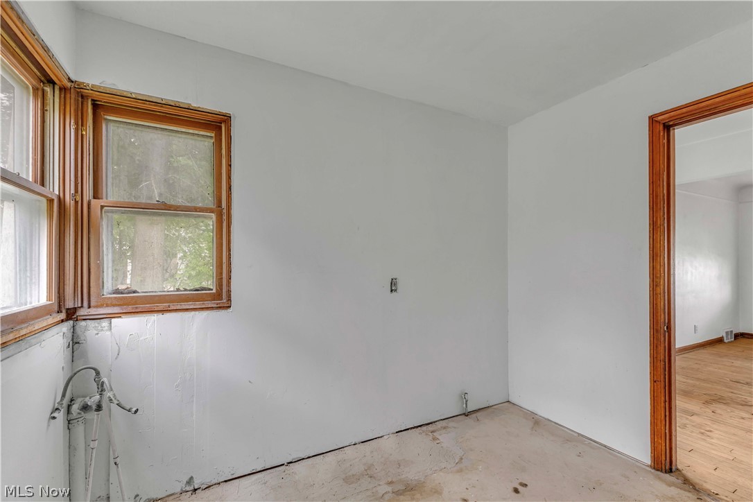15521 N Lotus Drive Cleveland OH 44128