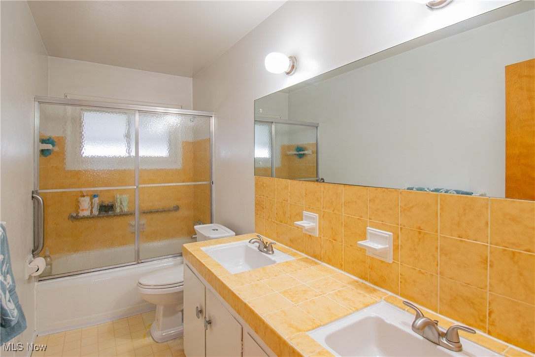 860 Sutherland Avenue Akron OH 44314