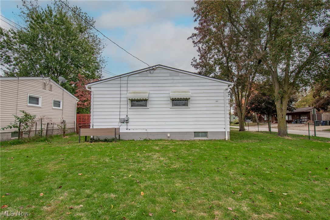 860 Sutherland Avenue Akron OH 44314
