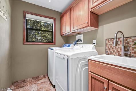 32372 Orchard Park Drive Avon Lake OH 44012