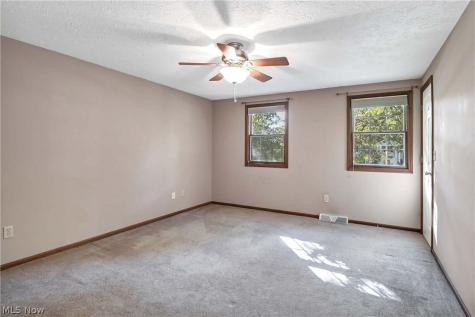 32372 Orchard Park Drive Avon Lake OH 44012
