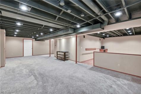 32372 Orchard Park Drive Avon Lake OH 44012