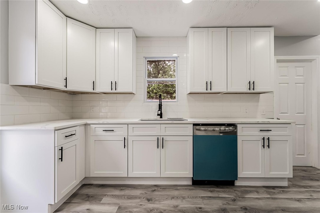 3305 W 97th Street Cleveland OH 44102