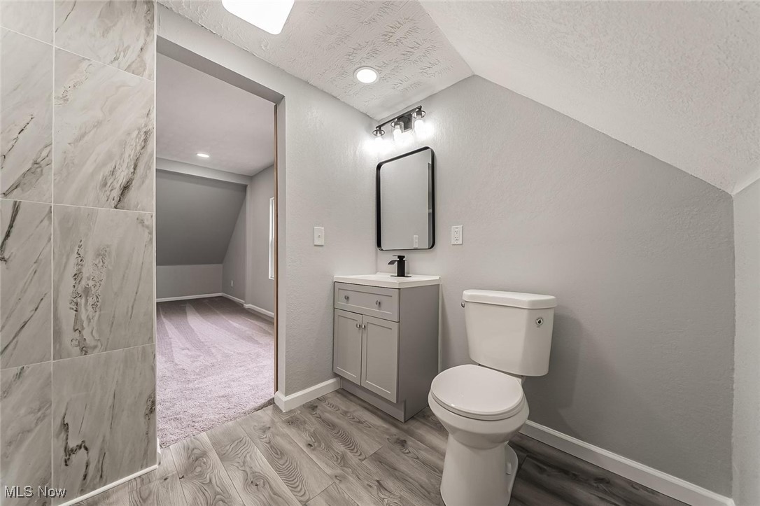 3305 W 97th Street Cleveland OH 44102