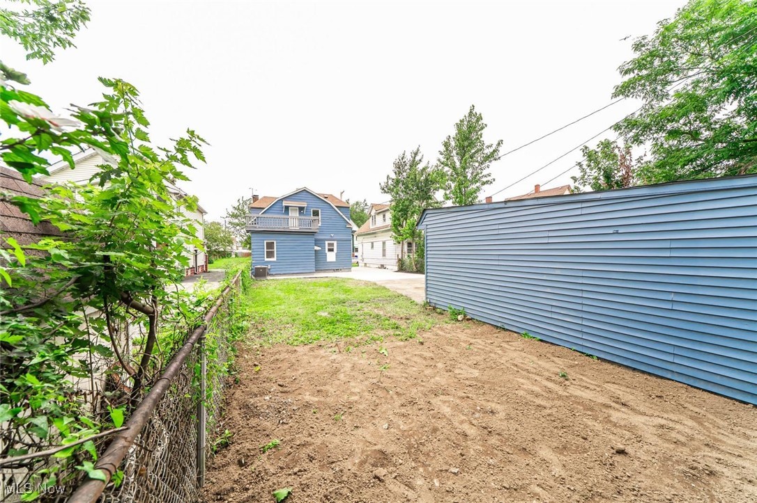 3305 W 97th Street Cleveland OH 44102