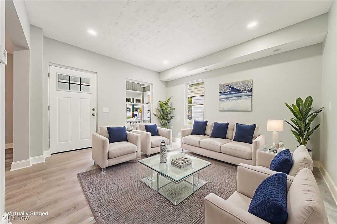 3305 W 97th Street Cleveland OH 44102