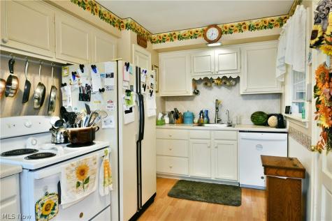 7435 Westview Drive Youngstown OH 44512