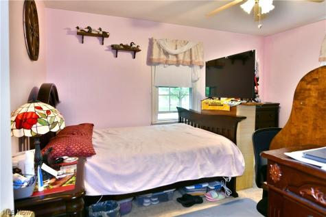 7435 Westview Drive Youngstown OH 44512