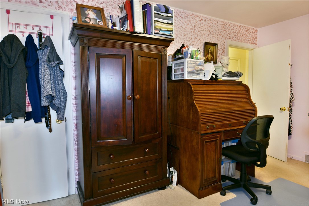 7435 Westview Drive Youngstown OH 44512